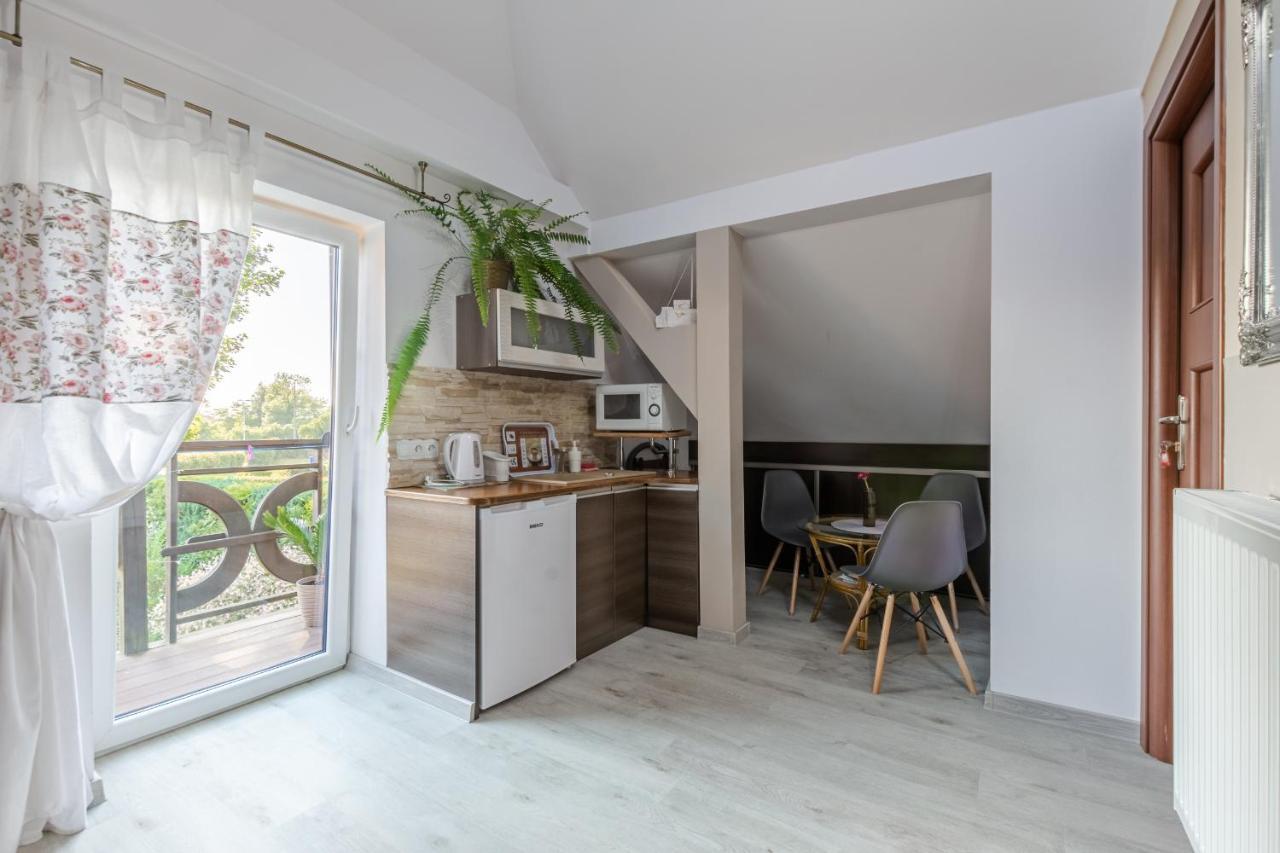 Camelot Apartment Leba Ngoại thất bức ảnh